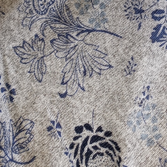 Lucky Brand fou piece pj set new without tags. Never worn - Picture 5 of 7